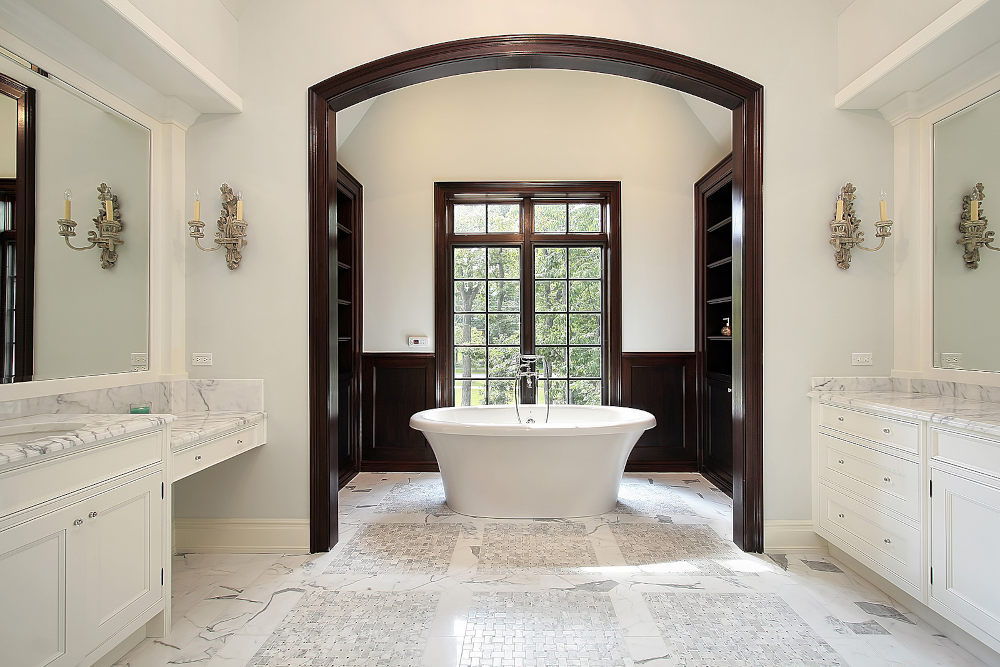 luxury bathroom