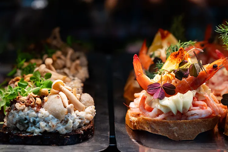 The Top 10 Global Cities For Food And Drink, According To The Experts / By Ksenia Prints