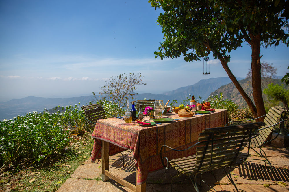 LLM Exclusive April / Isla’s Ridge in Palani Hills, Tamil Nadu, India / By Veidehi Gite / Publisher LLM Reporters